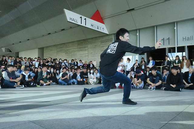 白熱のダンスバトル